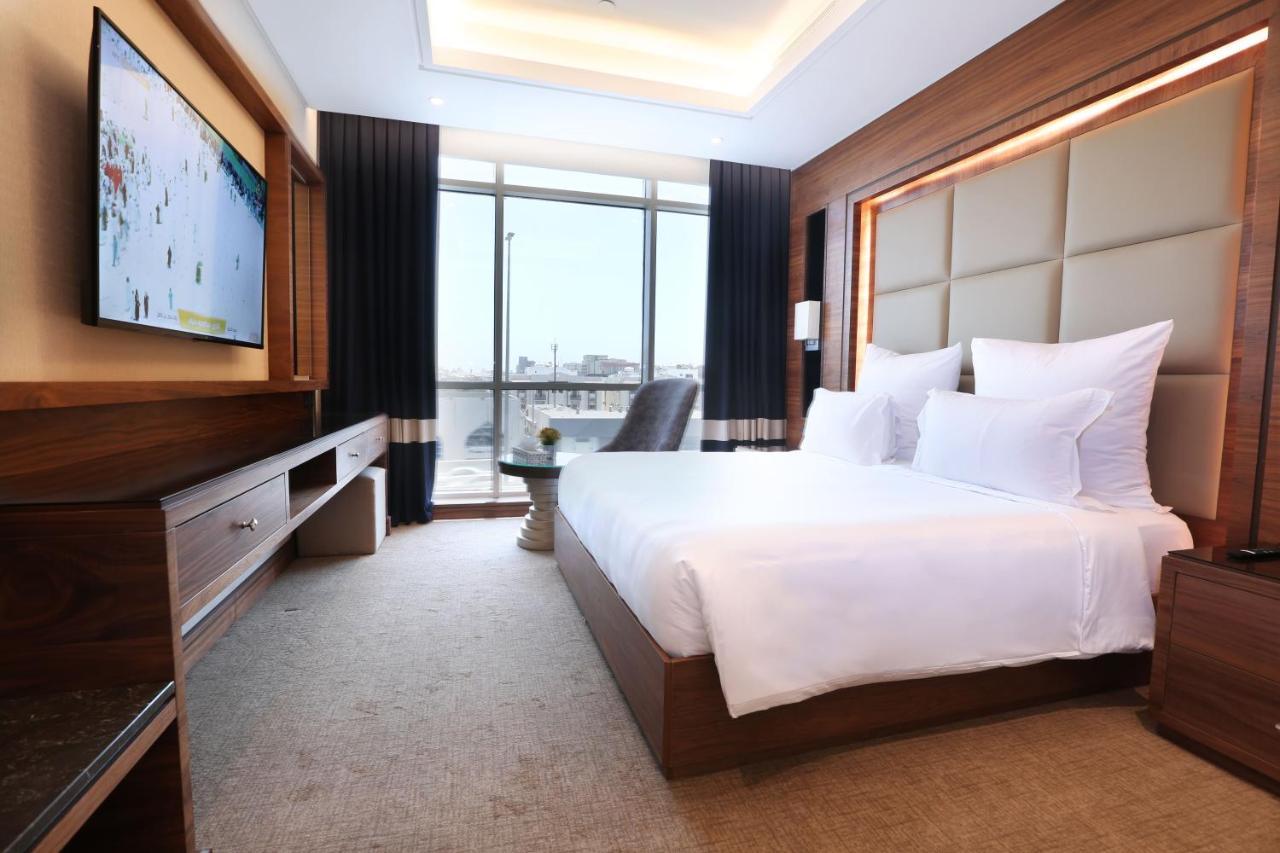 Weekend Sari Hotel